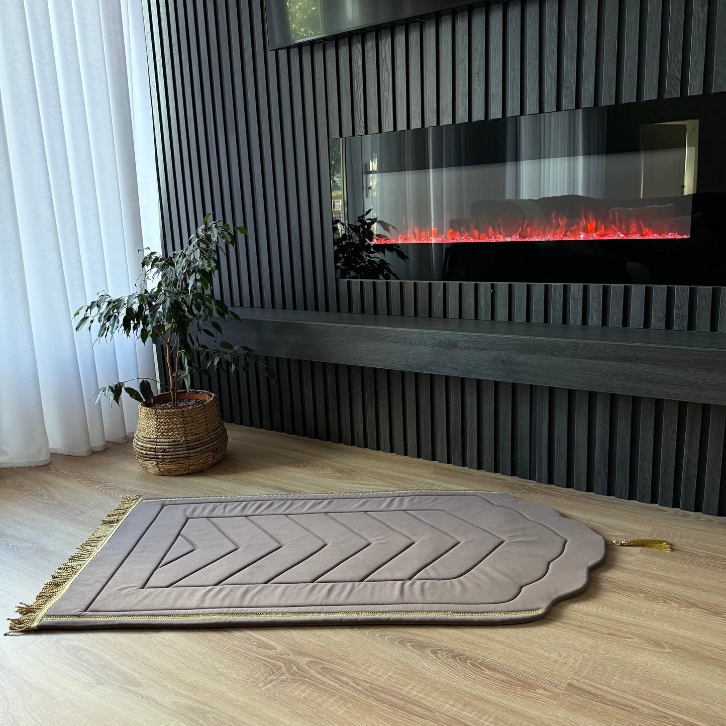 Sedzade , serdzade, sedžade za klanjnje, Islam, Kuran, musliman, serdžade, Ramazan
“Plava sedžada za namaz sa zlatnim detaljima”
“Zelena sedžada za molitvu sa geometrijskim uzorcima”
“Crvena luksuzna sedžada za klanjanje”
“Ljubicasta mekana sedžada za namaz”
“Bež sedžada za molitvu sa tradicionalnim motivima”
“Smeđa sedžada za namaz, izrađena u Bosni i Hercegovini”
“Narandžasta sedžada za klanjanje sa dekorativnim detaljima”
“Roza sedžada za molitvu, pogodna za kućnu upotrebu”
“Siva luksuzna sedžad