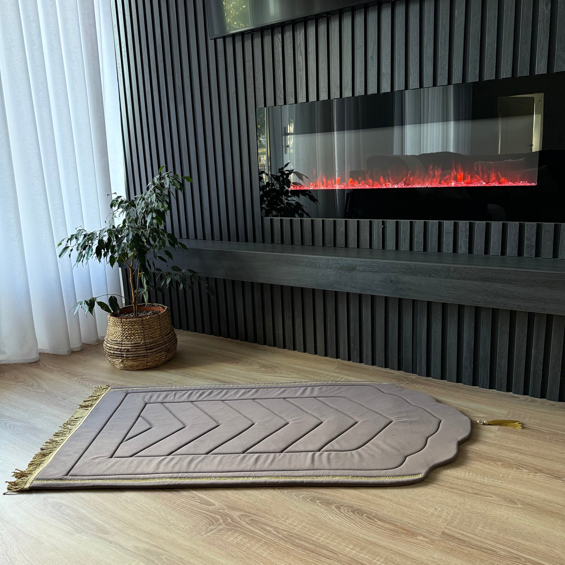 Sedzade , serdzade, sedžade za klanjnje, Islam, Kuran, musliman, serdžade, Ramazan

“Plava sedžada za namaz sa zlatnim detaljima”

“Zelena sedžada za molitvu sa geometrijskim uzorcima”

“Crvena luksuzna sedžada za klanjanje”

“Ljubicasta mekana sedžada za namaz”

“Bež sedžada za molitvu sa tradicionalnim motivima”

“Smeđa sedžada za namaz, izrađena u Bosni i Hercegovini”

“Narandžasta sedžada za klanjanje sa dekorativnim detaljima”

“Roza sedžada za molitvu, pogodna za kućnu upotrebu”

“Siva luksuzna sedžad