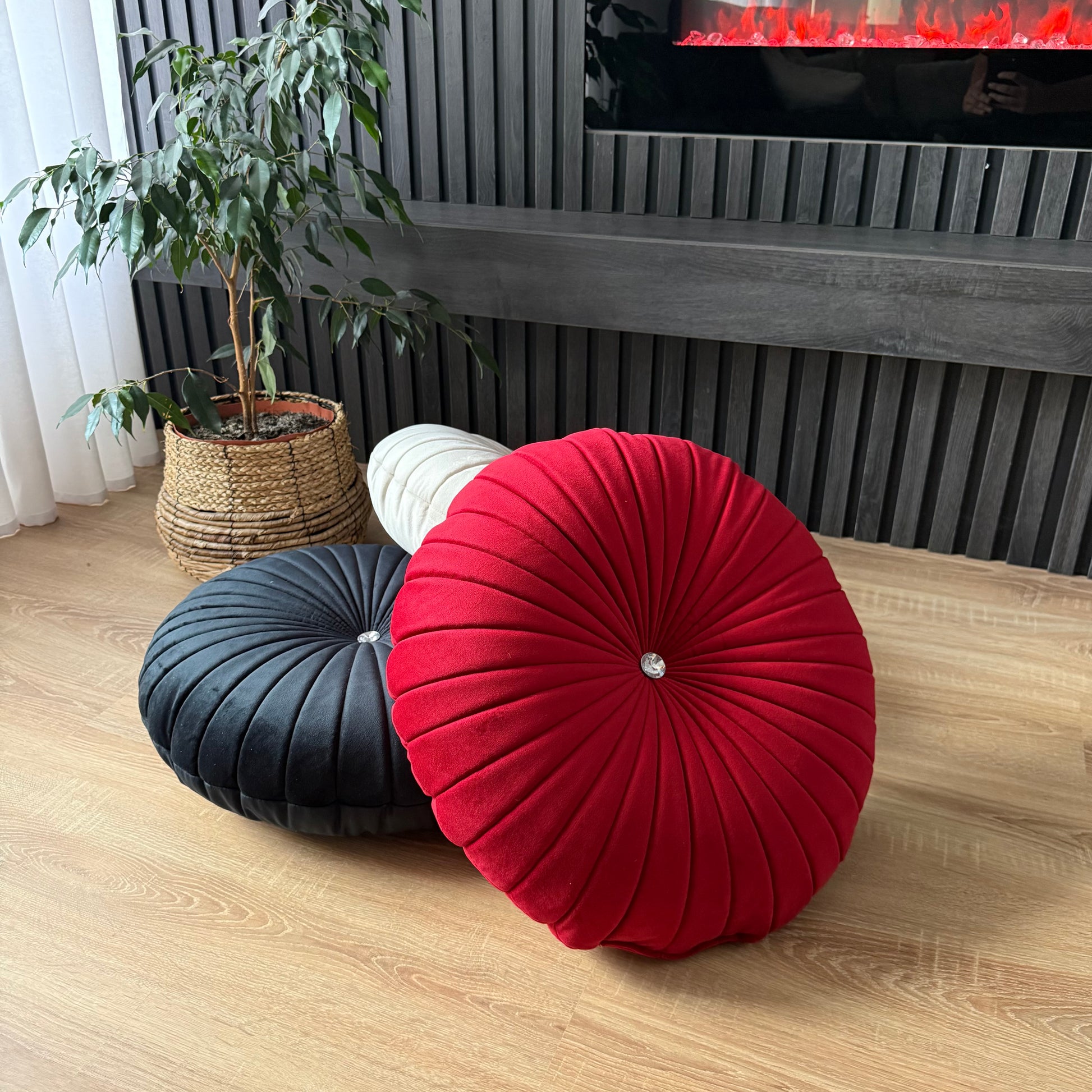 Jastuci za kuran, jastuk, islam
“Plava sedžada za namaz sa zlatnim detaljima”

“Zelena sedžada za molitvu sa geometrijskim uzorcima”

“Crvena luksuzna sedžada za klanjanje”

“Ljubicasta mekana sedžada za namaz”

“Bež sedžada za molitvu sa tradicionalnim motivima”

“Smeđa sedžada za namaz, izrađena u Bosni i Hercegovini”

“Narandžasta sedžada za klanjanje sa dekorativnim detaljima”

“Roza sedžada za molitvu, pogodna za kućnu upotrebu”

“Siva luksuzna sedžada za namaz sa elegantnim dezenom”

“Tirkizna sedžada