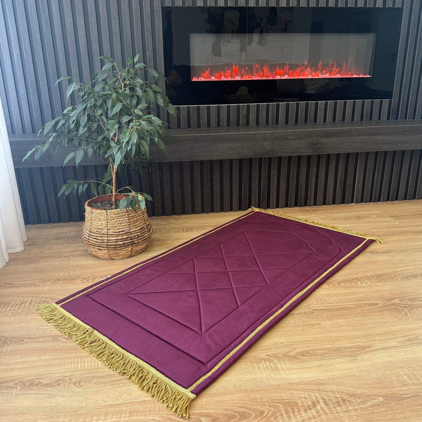 Bordo sedžada, serdžada, sedžade, bordo serdžade, bordo sedzada, bordo serdzada.

Antracit sedžada za namaz sa zlatnim detaljima

Zelena sedžada za molitvu sa geometrijskim uzorcima

Crvena luksuzna serdžade za klanjanje

Plava mekana serdžada za namaz

Bež sedžada za molitvu sa tradicionalnim motivima

Serdžade za namaz, izrađena u Bosni i Hercegovina

 serdžada za klanjanje sa dekorativnim detaljima

Sedžade za molitvu, pogodna za kućnu upotrebu

Siva luksuzna sedzade za namaz sa elegantnim dezenom
