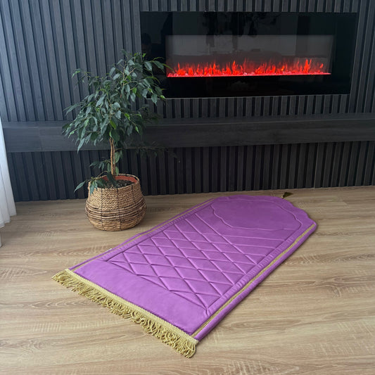 „Spužvasta ljubičasta sežada za namaz, mekana i udobna“

„Ljubičasta spužvasta sežada za molitvu – islamski molitveni tepih“

„Mekana spužvasta sežada ljubičaste boje za svakodnevni namaz“

„Spužvasta ljubičasta sežada za namaz, mekani molitveni tepih s udobnom podlogom“

„Kvalitetna ljubičasta sežada sa spužvastim punjenjem za udobnu molitvu“

„Islamska sežada ljubičaste boje, spužvasta i mekana, idealna za kućnu upotrebu“