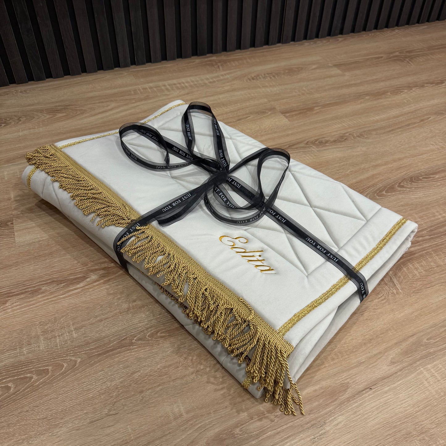 🎁 Pakovanje poklona sa čestitkom, sedzada, serdzada, sedžade serdžade, sedjade, sejdjada