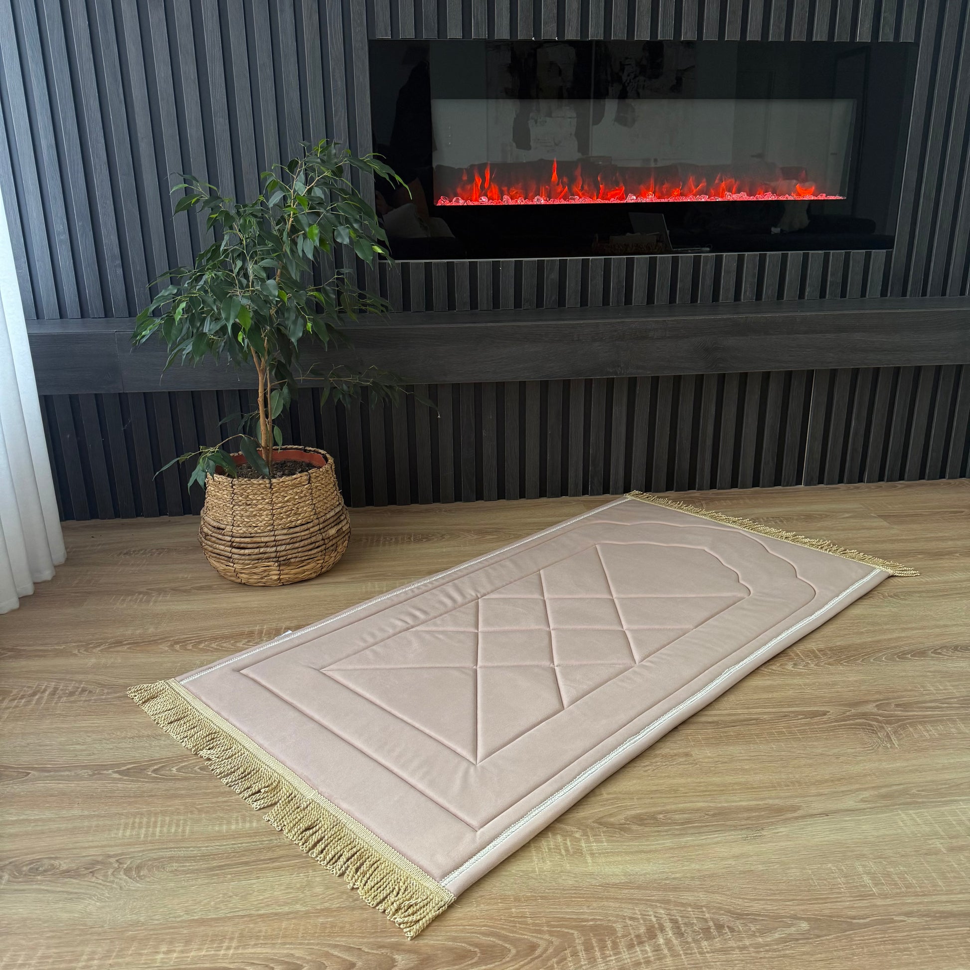 Crna sedžada za namaz sa zlatnim detaljima

Zelena sedžada za molitvu sa geometrijskim uzorcima

Crvena luksuzna serdžade za klanjanje

Ljubicasta mekana serdžada za namaz

Bež sedžada za molitvu sa tradicionalnim motivima

Serdžade za namaz, izrađena u Bosni i Hercegovina

 serdžada za klanjanje sa dekorativnim detaljima

Sedžade za molitvu, pogodna za kućnu upotrebu

Siva luksuzna sedzade za namaz sa elegantnim dezenom

sedzada klanjanje, sedzade, serdzade, sedžade, sedžade, sedzada, sedžada, prostirka