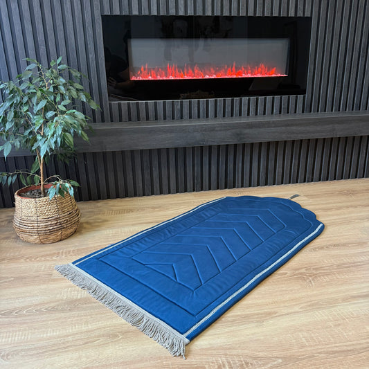 Antracit sedžada za namaz sa zlatnim detaljima

Zelena sedžada za molitvu sa geometrijskim uzorcima

Crvena luksuzna serdžade za klanjanje

Plava mekana serdžada za namaz

Bež sedžada za molitvu sa tradicionalnim motivima

Serdžade za namaz, izrađena u Bosni i Hercegovina

 serdžada za klanjanje sa dekorativnim detaljima

Sedžade za molitvu, pogodna za kućnu upotrebu

Siva luksuzna sedzade za namaz sa elegantnim dezenom